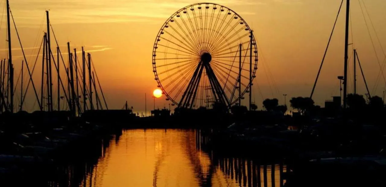 Marina Centro Suite Rimini 0*,  Italy